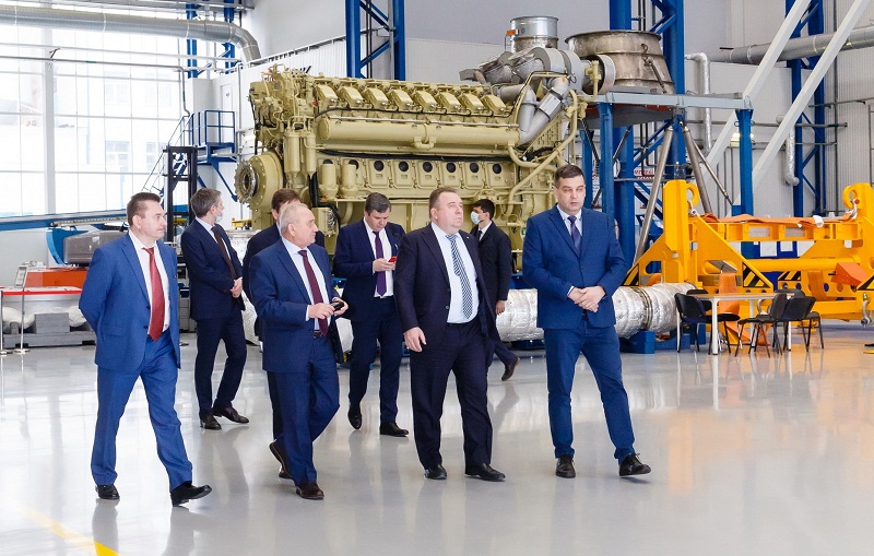 Глава ОСК посетил производство морских агрегатов ОДК