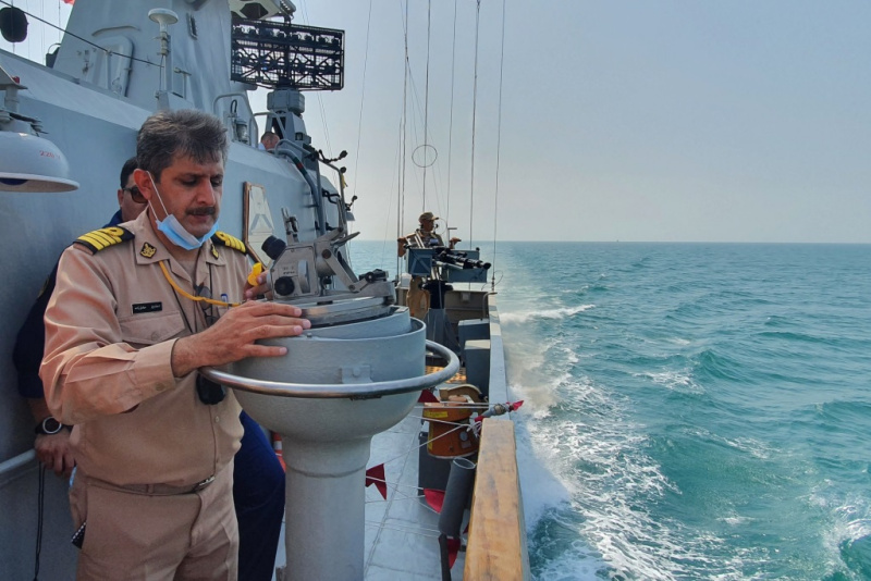 На четвёртом этапе конкурса «Кубок моря» АРМИ-2021 в Иране экипажи боевых кораблей выполнили стрельбу по морской плавающей мине