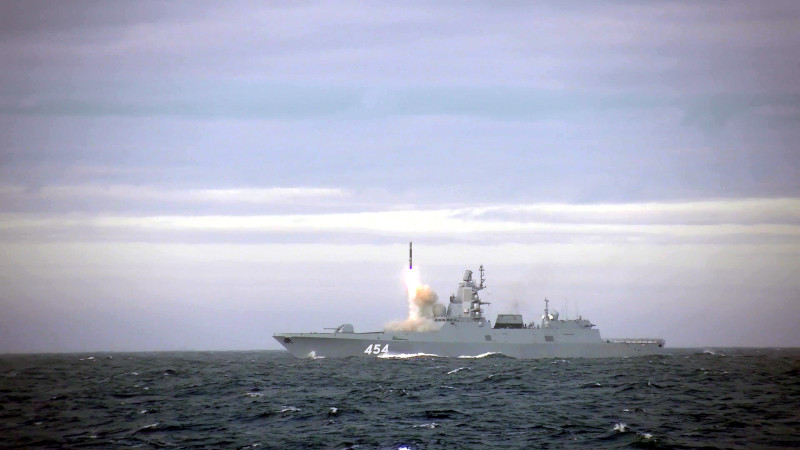 Фрегат «Адмирал Флота Советского Союза Горшков» выполнил испытательную стрельбу ракетой «Циркон» в Баренцевом море