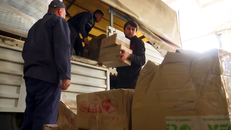Российские военнослужащие доставили 80 тонн гуманитарной помощи мирным жителям Харьковской области в ходе проведения специальной военной операции