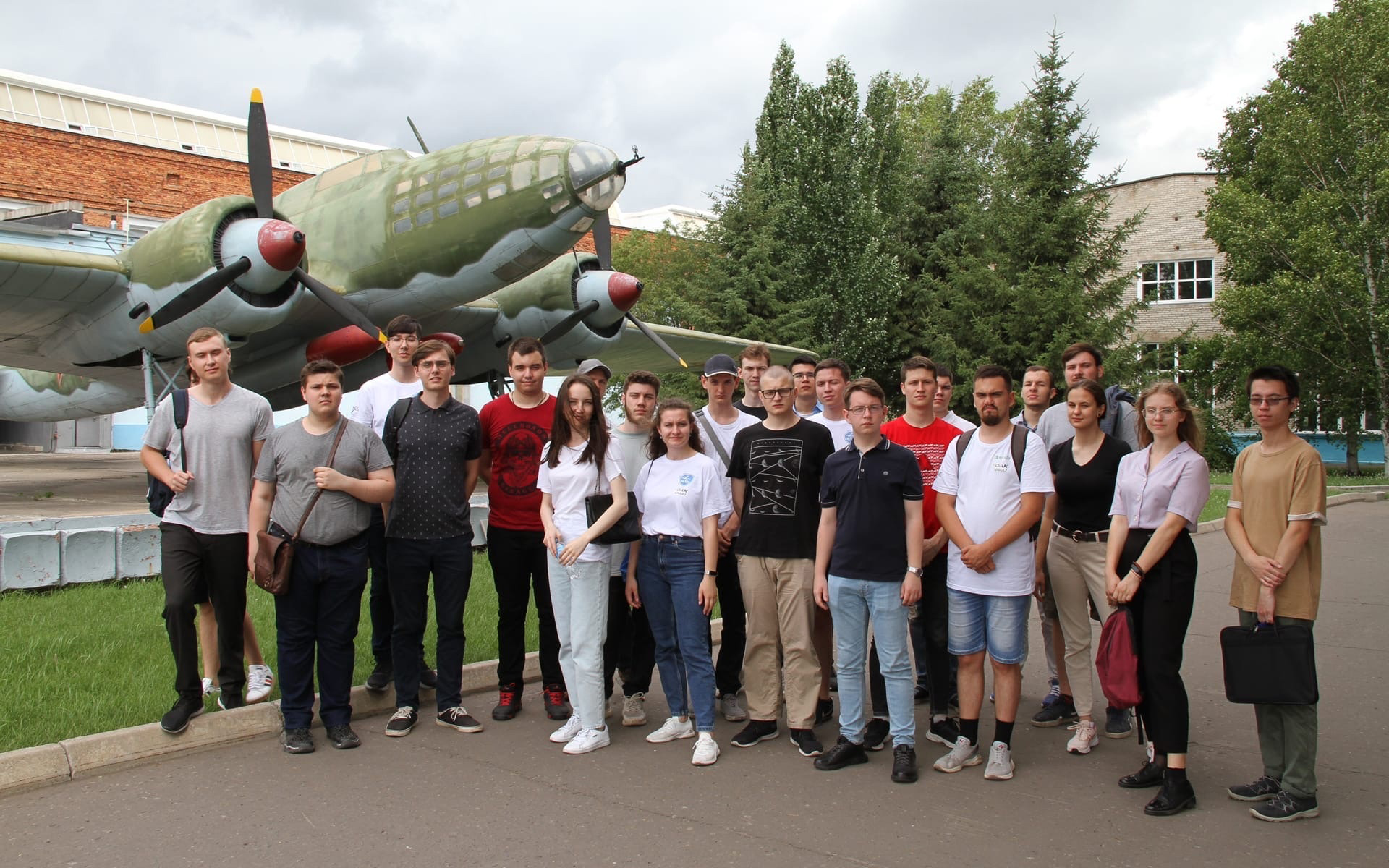 58 маёвцев прошли практику на Комсомольском-на-Амуре авиационном заводе