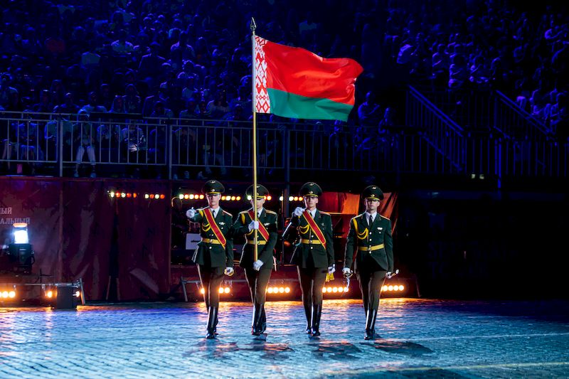 Военные оркестры Армении и Белоруссии подарили зрителям «Спасской башни» музыку с национальным колоритом