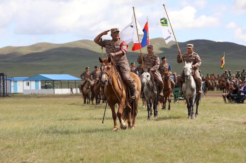 На полигоне «Таван Толгой» в Монголии завершился международный конкурс «Конный марафон» АРМИ-2022 среди кавалерийских подразделений