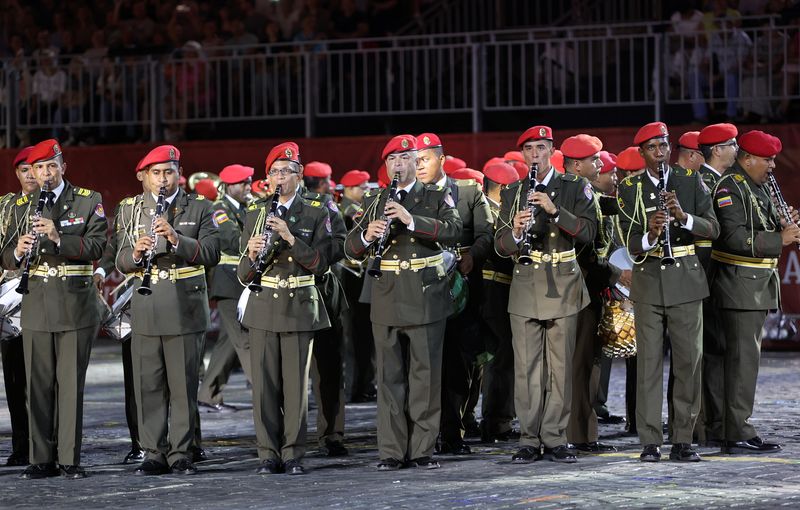 Участники Большого военного оркестра Вооружённых сил Венесуэлы восхищены Фестивалем «Спасская башня»