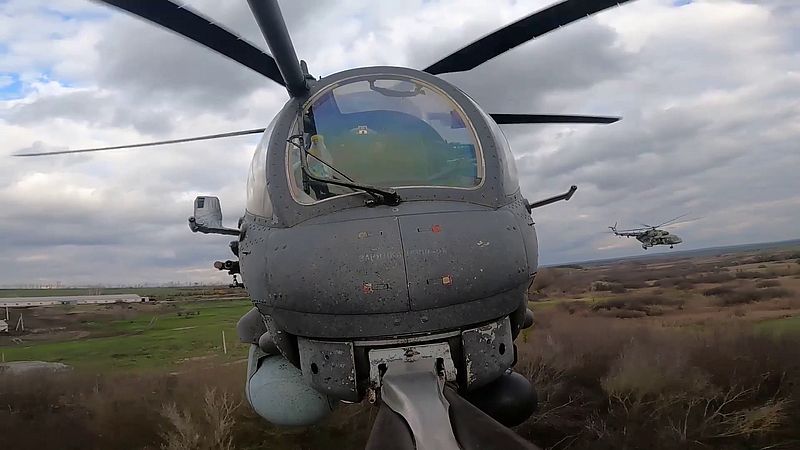 Боевая работа экипажей вертолетов Ми-35 армейской авиации в ходе СВО