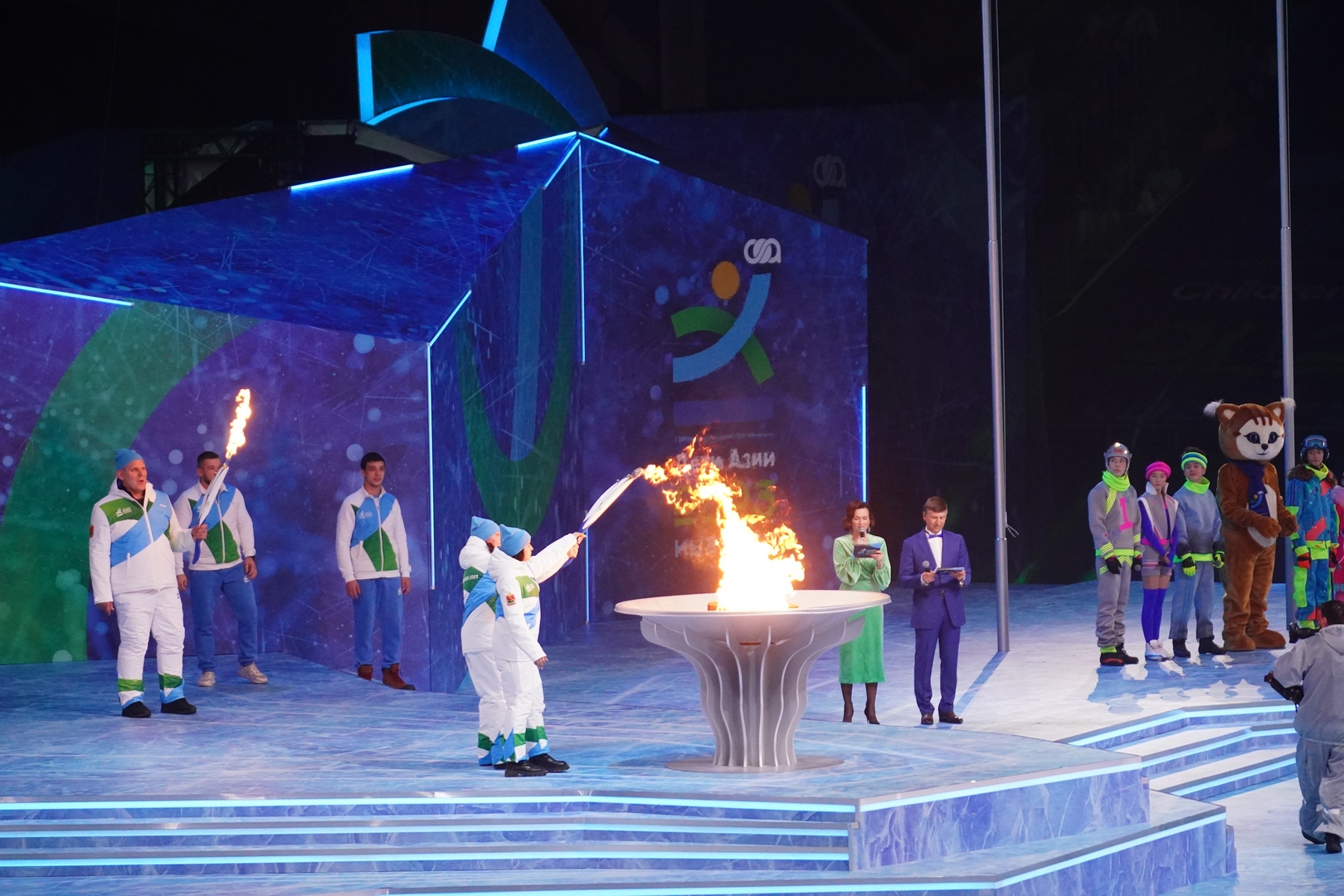 В Ледовом дворце «Кузбасс» состоялась торжественная церемония открытия II зимних Международных спортивных игр «Дети Азии»