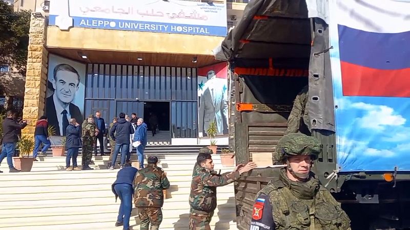 Военнослужащие российской группировки войск в Сирии передали более 2,5 тонн медикаментов в помощь госпиталям города Алеппо