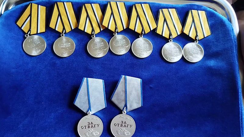 Боевые государственные награды вручены военнослужащим, отразившим атаку террористов в направлении Шебекино