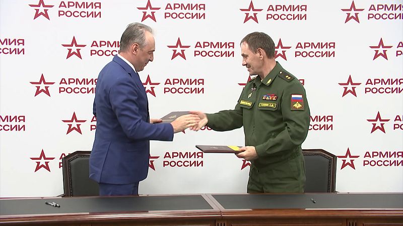 На форуме «Армия-2023» подписано и вручено контрактов на сумму свыше 400 млрд рублей