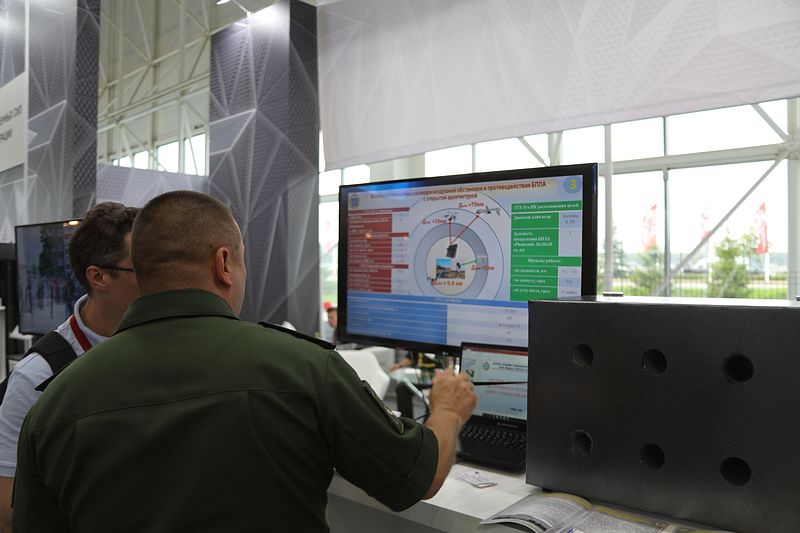 Военная академия ВКО представила на форуме «АРМИЯ-2023» систему разведки воздушной обстановки и противодействия БпЛА