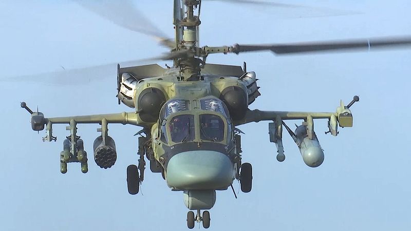 Ка-52 «Аллигатор» и Ми-28 «Ночной охотник» в зоне проведения СВО