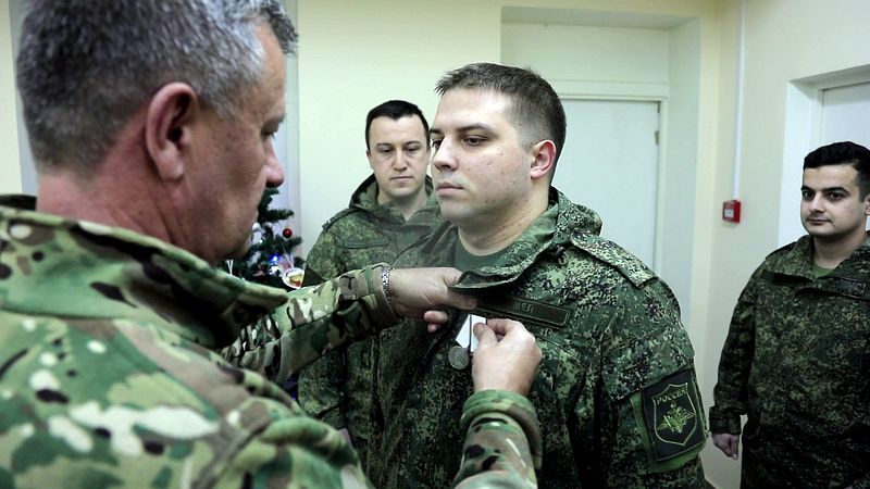 Вручение государственных наград военным врачам и медицинскому персоналу 1-й гвардейской танковой армии