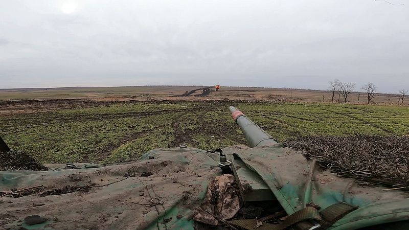 Работа экипажей танков Т-80БВМ ВВО на Южно-Донецком направлении