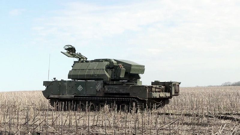 Расчёт ЗРК «Тор-М2» уничтожил беспилотники-разведчики ВСУ